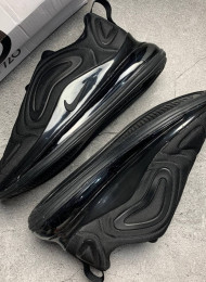 Кроссовки Nike Air Max 720 Triple Black живое фото 1