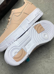 Кроссовки Nike Air Force 1 Pixel Particle Beige живое фото 3